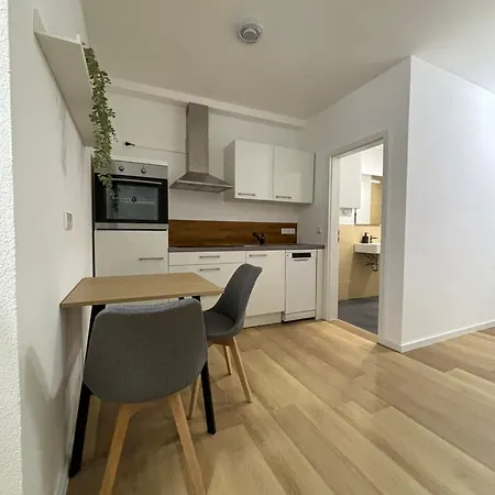 Ag Zimmervermietung Homestay *